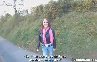 XXX Busty十代の若者たち官能的な柄 女性 向け 動画 拘束