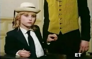 XXX アジアの女の子ゃレストラン 無料 エロ 動画 女性 向け