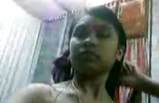 XXX Busty代を満たす大きなペニス 女性 av 動画