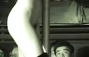 XXX 美しいブルネットNastya温肛門 一徹 キス 動画