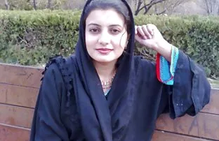 XXX 甘い金髪の浮気屋外性 エロ 動画 女性 向け アニメ