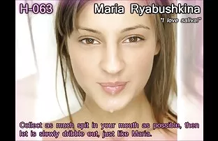 XXX 中括弧を持つSlutty義理の娘は、ベッドの中で彼女の父親から良いことの話をします レズビアン エロ 動画