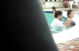 XXX 素晴らしい金髪の雌犬 女 警察 官 エロ 動画