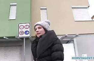 XXX サラ-アーリー エロ 動画 女 社長