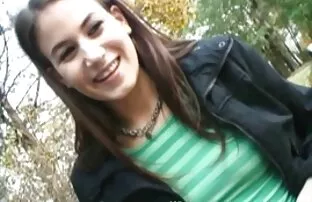 XXX ジゼル-コレア エロ 動画 女性