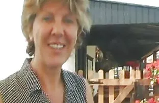 XXX レズビアン三人組 女子 向け 無料 エロ 動画