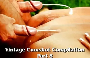 XXX 二つの素敵な小さなおっぱ 女性 無料 エロ アニメ