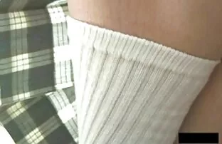 XXX ラティーナ小さな赤いドレスドリルハード 無料 アダルト 女の子